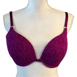 Victoria’s Secret Push Up Floral Lace Underwire Bra Sz 34DD Purple Sexy